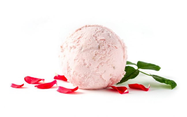Try These Unique Ways To Eat Rose Ice Cream!